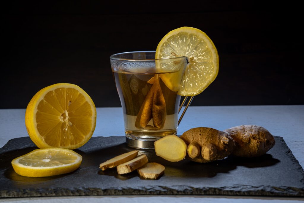 pexels-photo-30431320-30431320 A refreshing ginger lemon tea with fresh lemon and ginger slices, perfect for immune support.